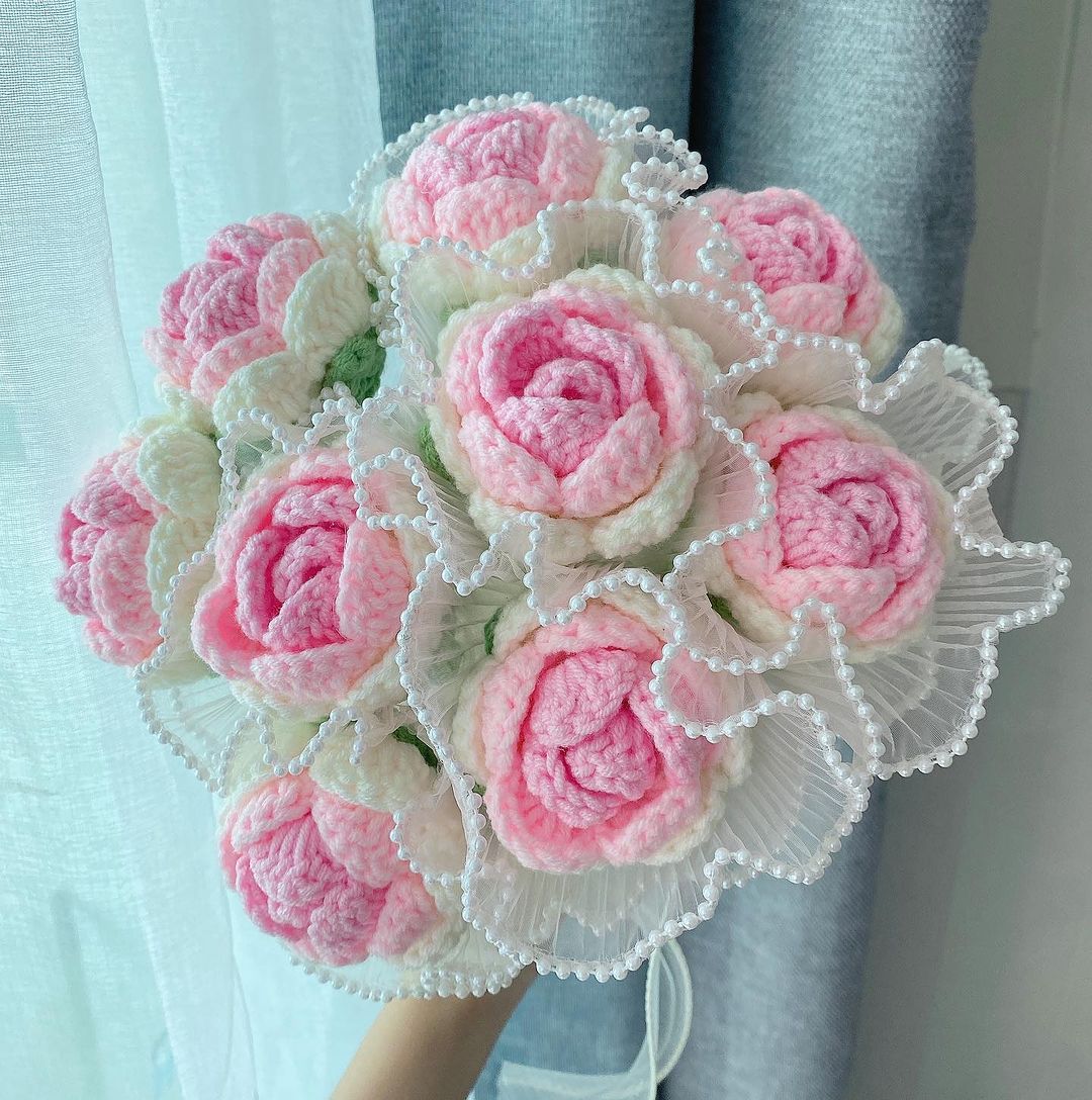 Bó hoa len cưới Bó hoa len cưới