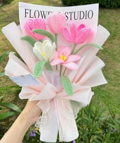 Bó hoa tulip len