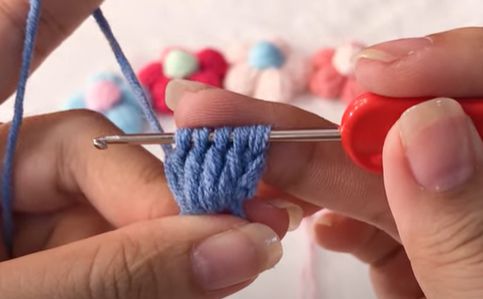 Cách Móc Len Hoa 5 Cánh Trang Trí Đơn Giản & Xinh Xắn 12 Móc nhụy hoa len 5 cánh