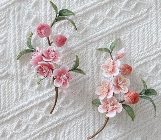 Cách Móc Hoa Đào Bằng Len Đón Một Năm Mới Rực Rỡ 9 moc hoa dao bang len