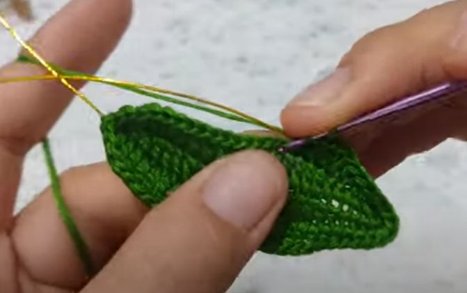 Cách Móc Hoa Ly Bằng Len Dễ Dàng & Chi Tiết 12 móc hoa ly len phần lá