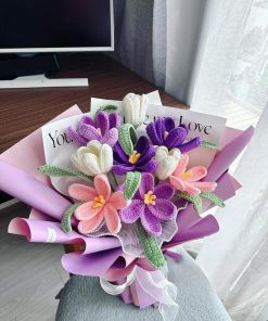Bó Hoa Tulip Len Handmade Phong Cách & Ý Nghĩa 2 Bó Hoa Tulip Móc Len Phong Cách